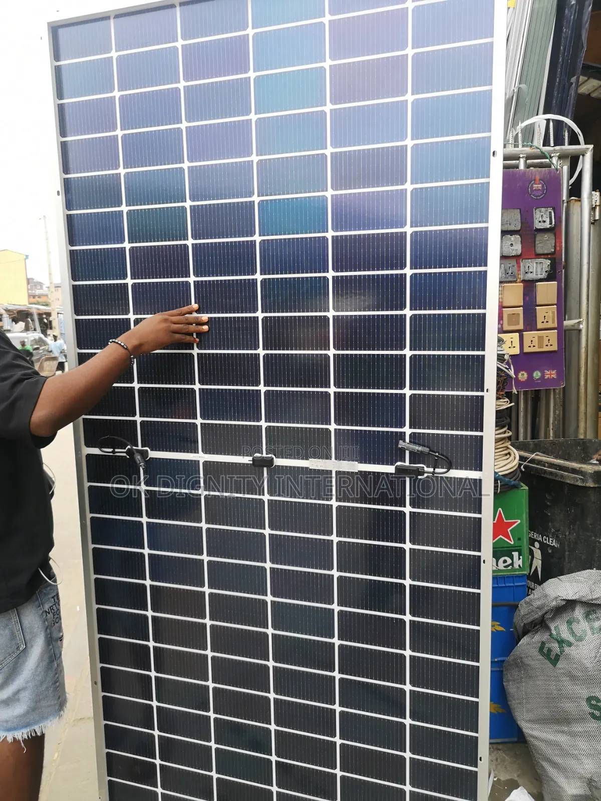 550W Monocrystalline Solar Panel – High Efficiency Durable