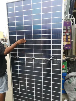 550W Monocrystalline Solar Panel – High Efficiency Durable