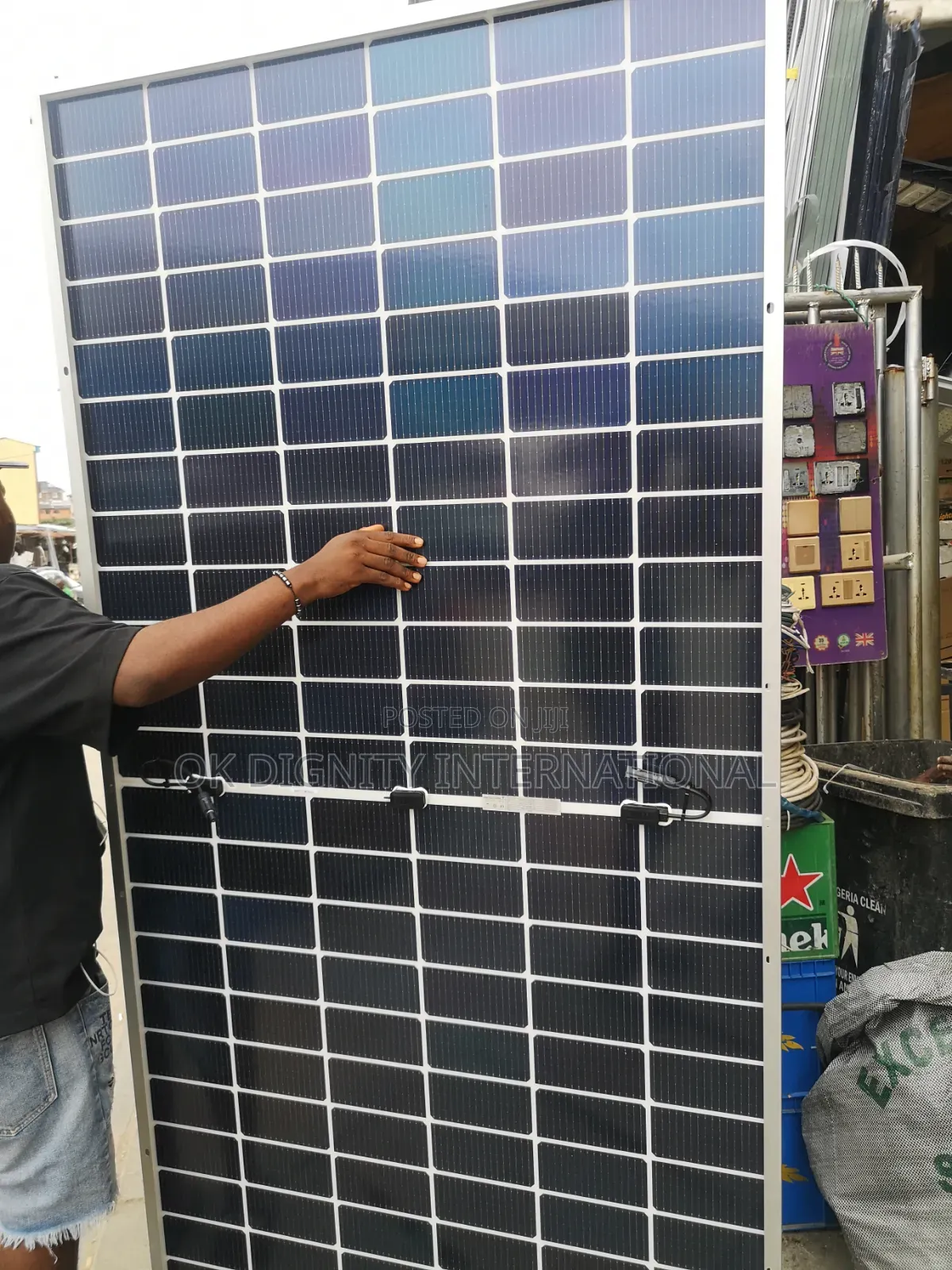 550W Monocrystalline Solar Panel – High Efficiency Durable