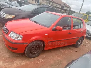 Volkswagen Polo 2007 Red