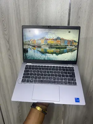 Laptop Dell Latitude 5320 32GB Intel Core i7 SSD 512GB