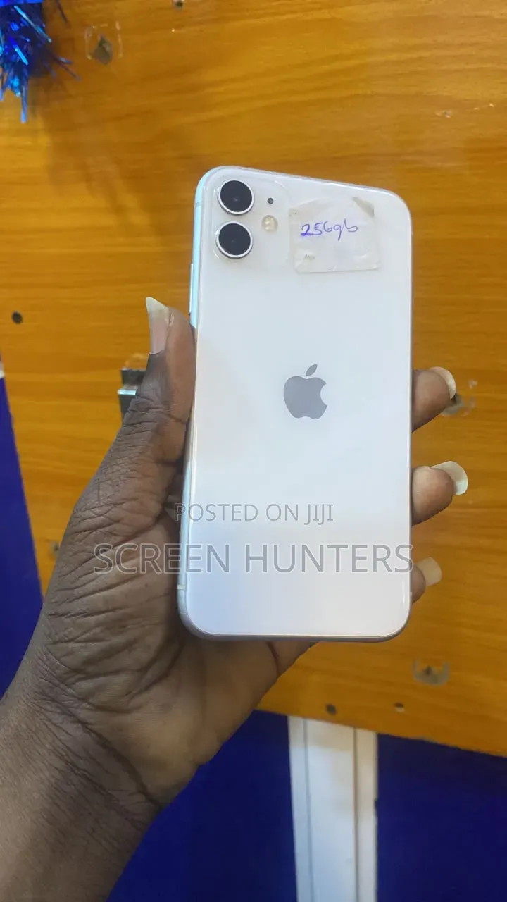 Apple iPhone 11 64 GB