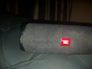 JBL Flip 5 Bluetooth Speaker