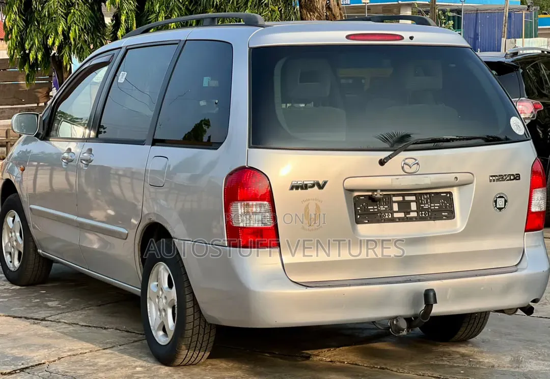 Mazda MPV 2002 Silver