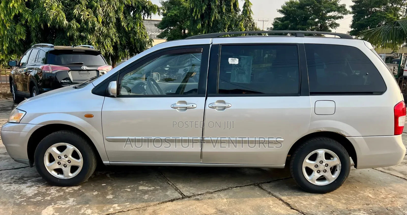 Mazda MPV 2002 Silver