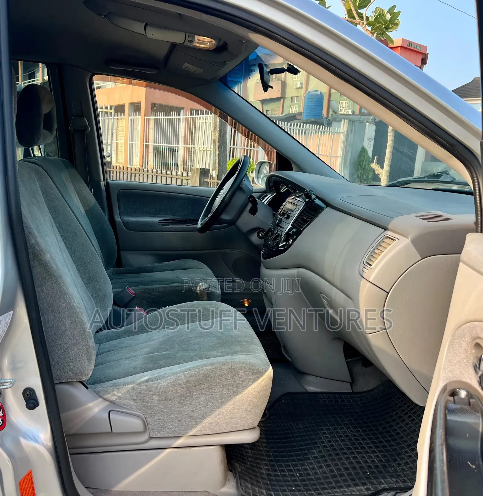 Mazda MPV 2002 Silver