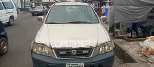 Honda CR-V 2004 Gold