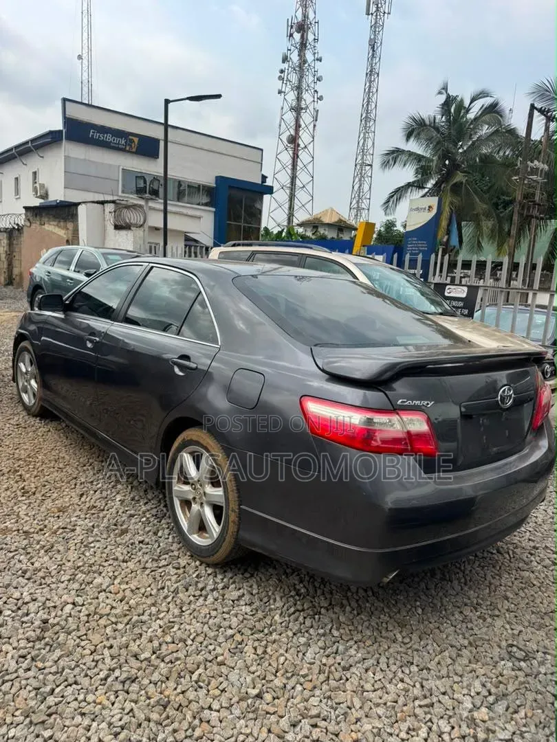 Toyota Camry 2008 Gray