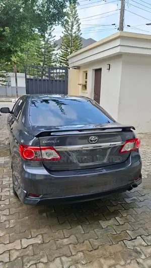 Toyota Corolla S 4dr Sedan (1.8L 4cyl 4A) 2012 Gray