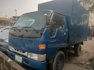 Registered 2002 Toyota Toyoace Truck