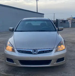 Honda Accord 2007 Gold