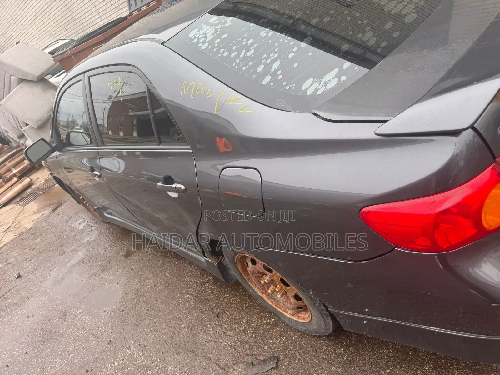 Toyota Corolla 2010 Gray