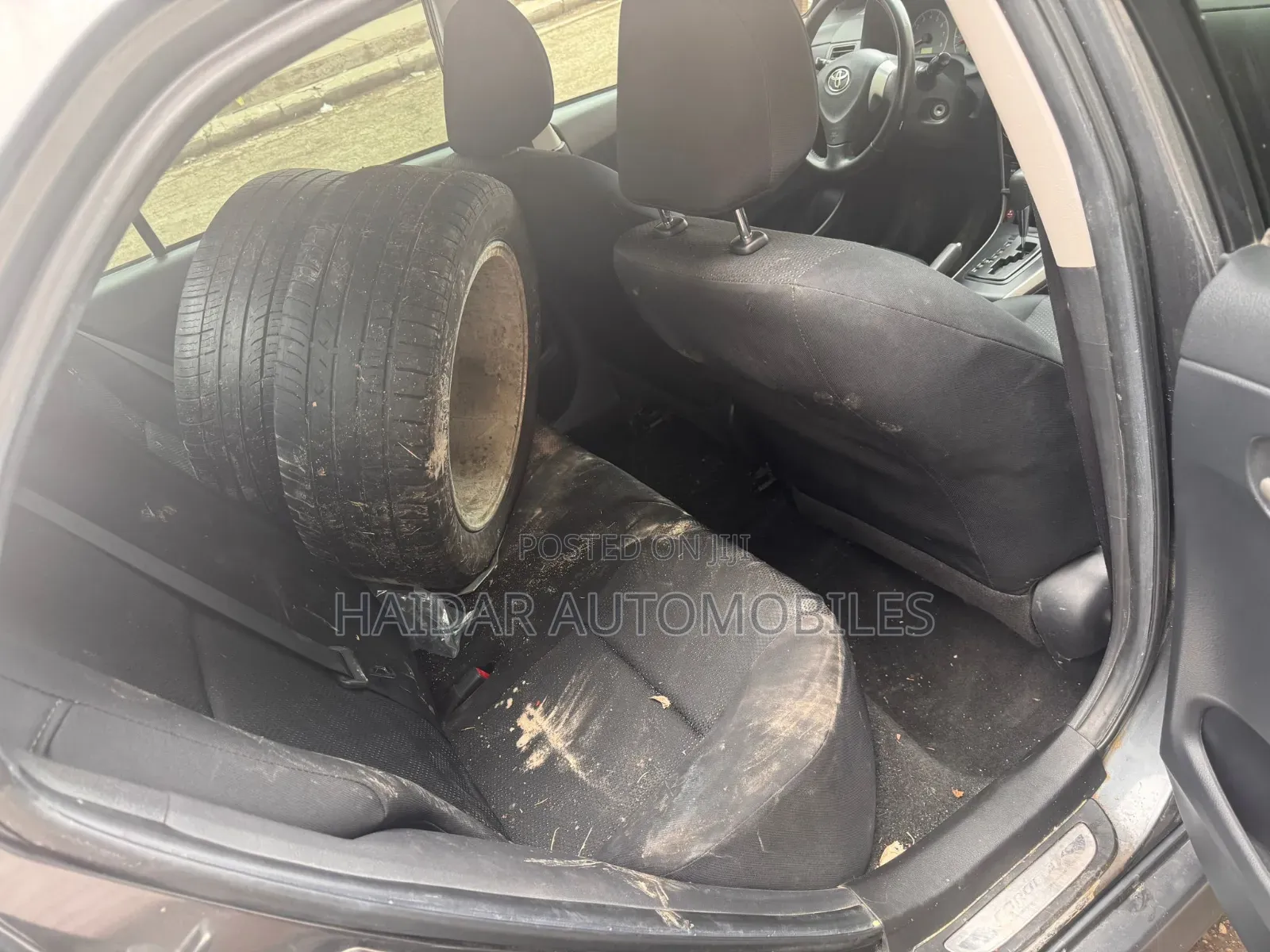 Toyota Corolla 2010 Gray