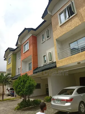 4bdrm Townhouse/Terrace in Tokas Home, Ikate-Elegushi for sale
