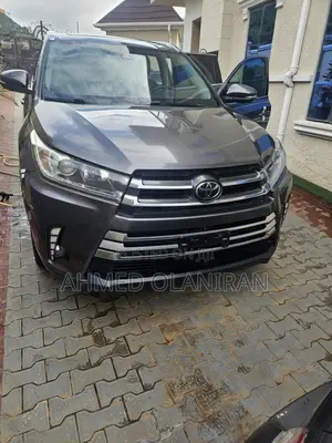 Toyota Highlander 2019