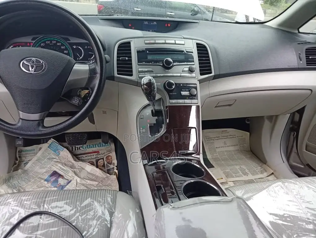 Toyota Venza 2009 Silver