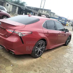 Toyota Camry 2019 Burgundy