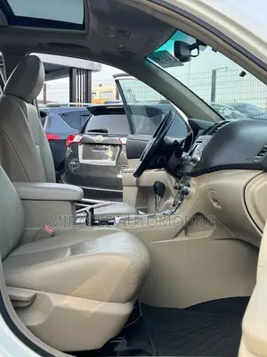 Toyota Highlander 2012 White