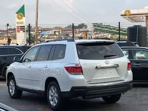 Toyota Highlander 2012 White