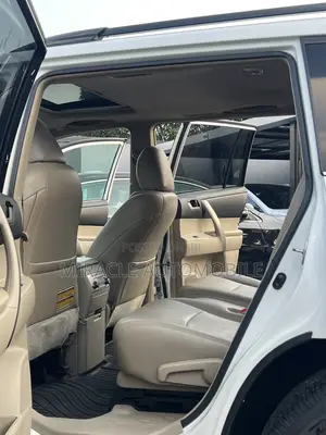 Toyota Highlander 2012 White