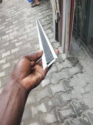 Aluminum Anti-Slip Stair Nosing With Rubber Insert
