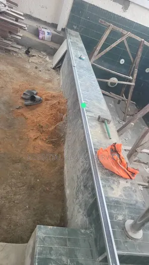 Aluminum Anti-Slip Stair Nosing With Rubber Insert