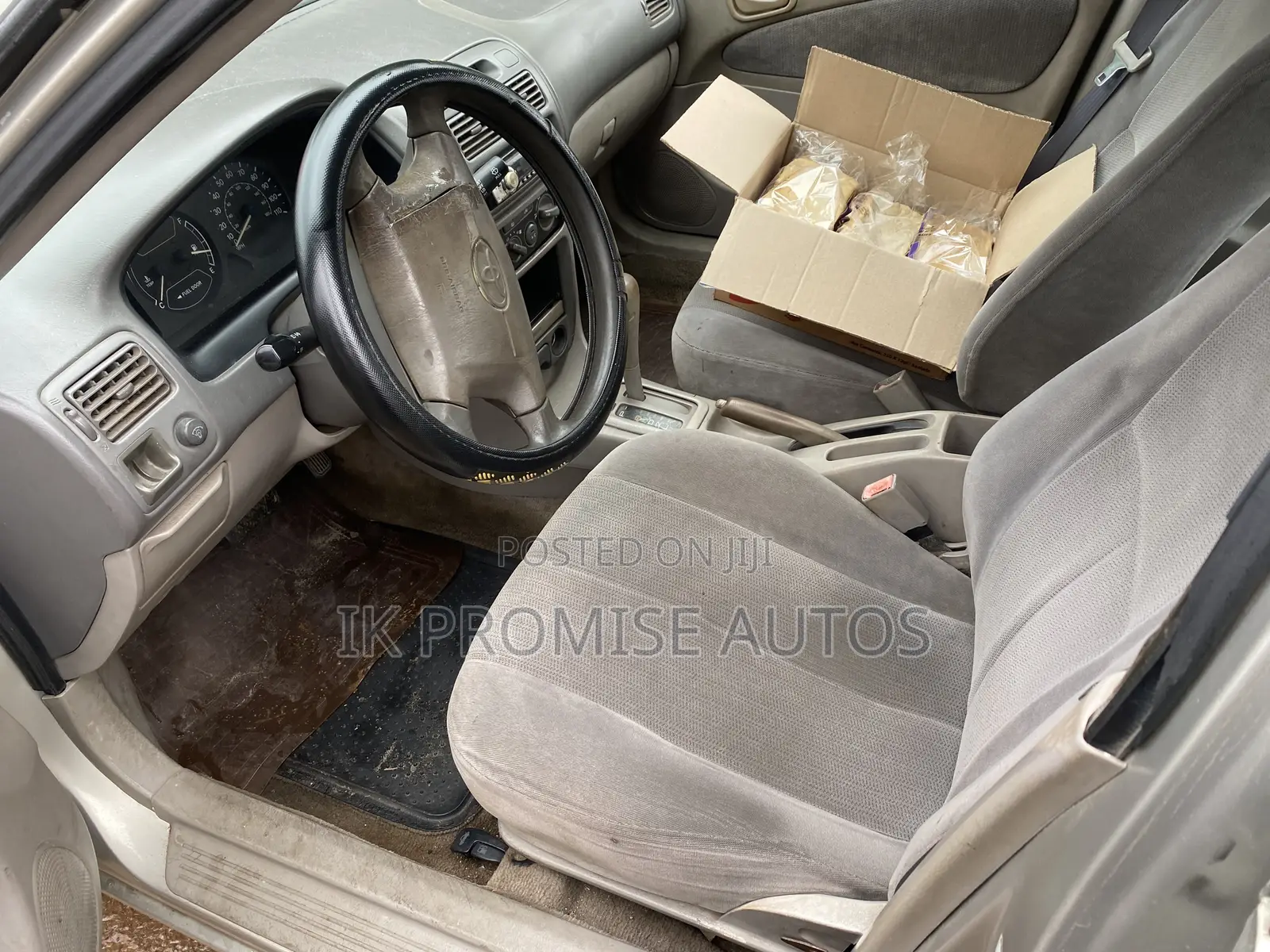 Toyota Corolla 2001 Silver