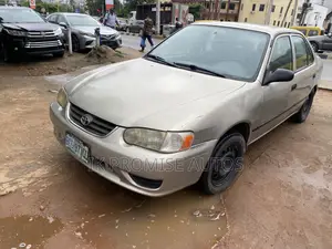 Toyota Corolla 2001 Silver