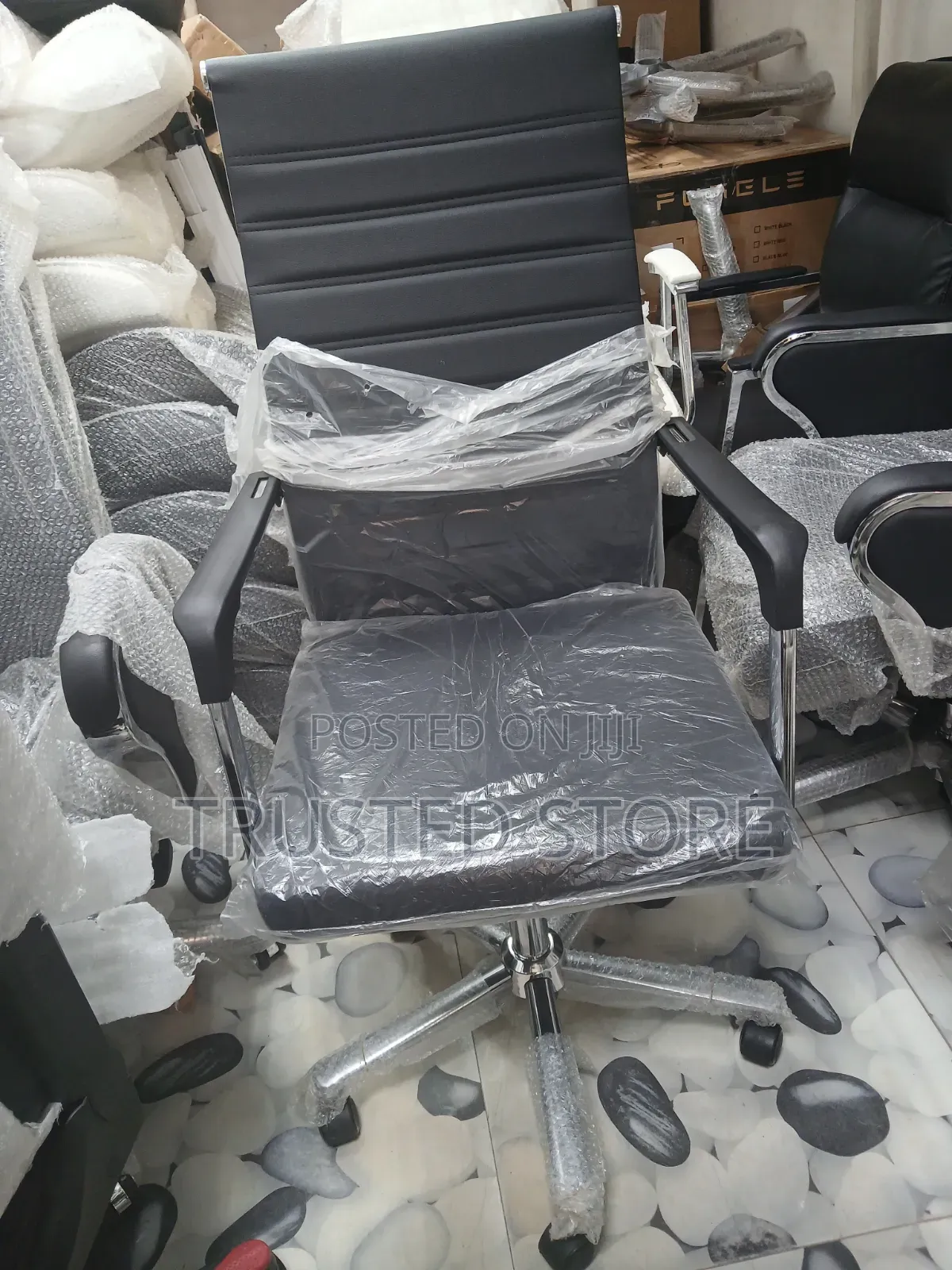 Executive Swivel Office Chair