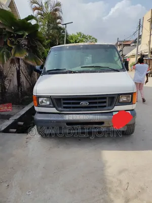 Ford E350 2007 White