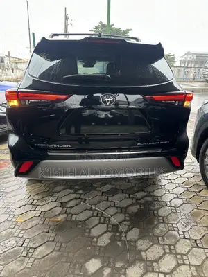 Toyota Highlander Platinum AWD 2023 Black