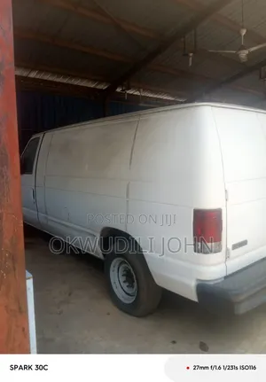 Ford E350 2007 White