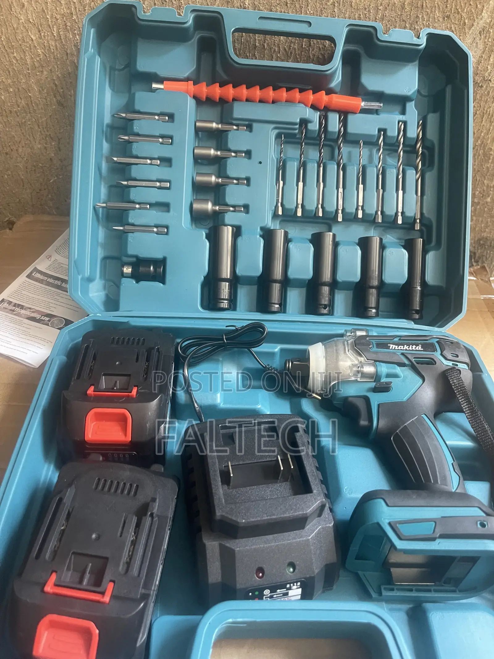 Socket Machine