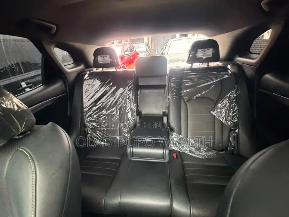 Lexus RX 2022 Black