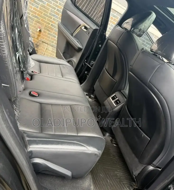 Lexus RX 2022 Black