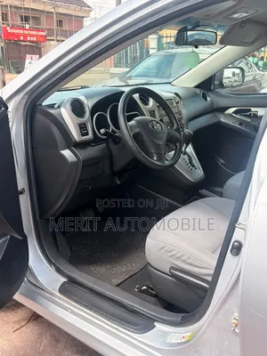Toyota Matrix 2010 Silver