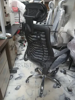 Executive Swivel Office Chair With Head Rest