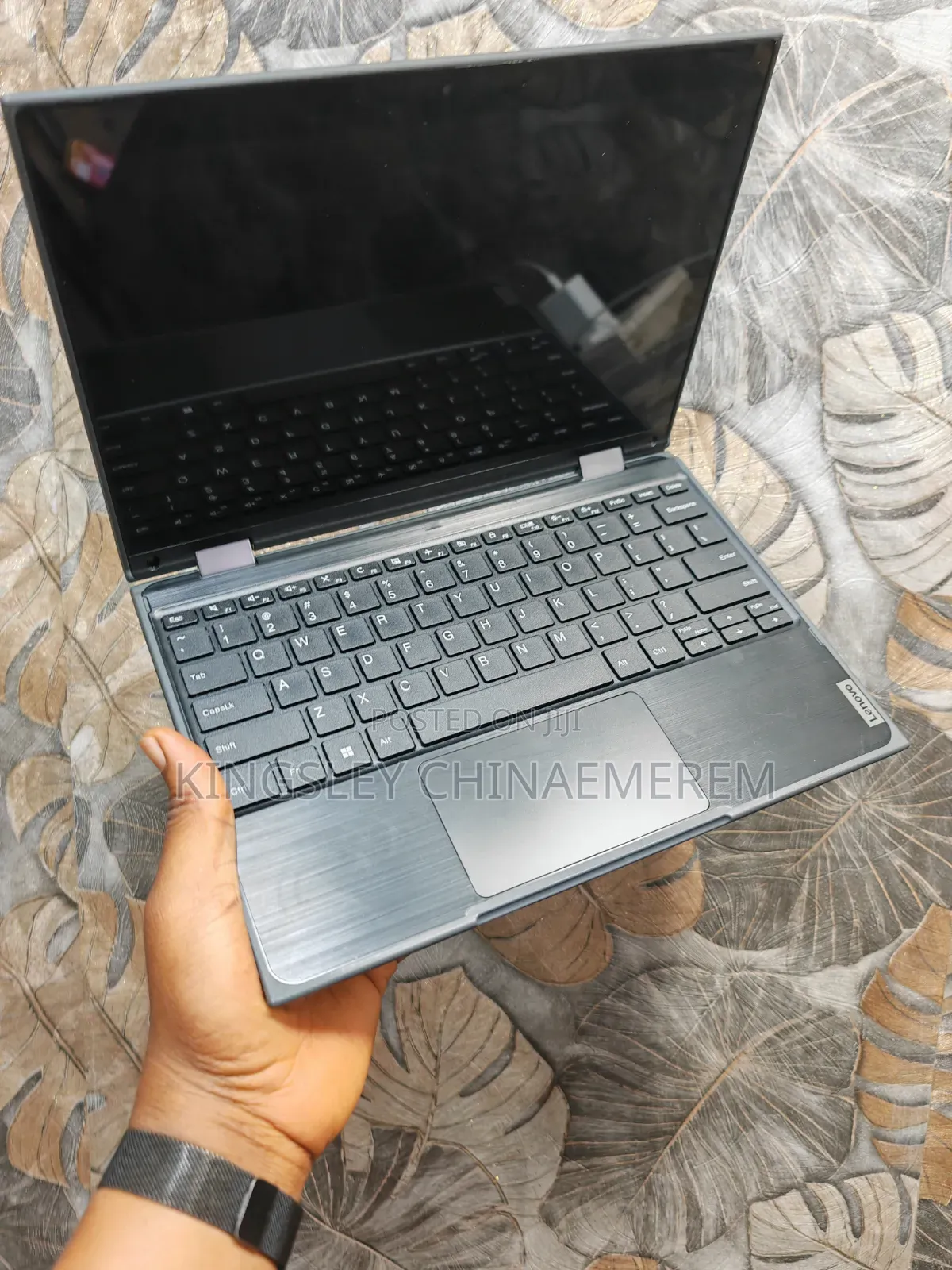 Laptop Lenovo 300e 4GB Intel Celeron SSD 128GB