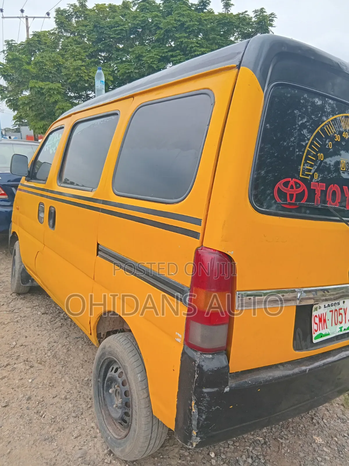 Suzuki Every 2010 Yellow
