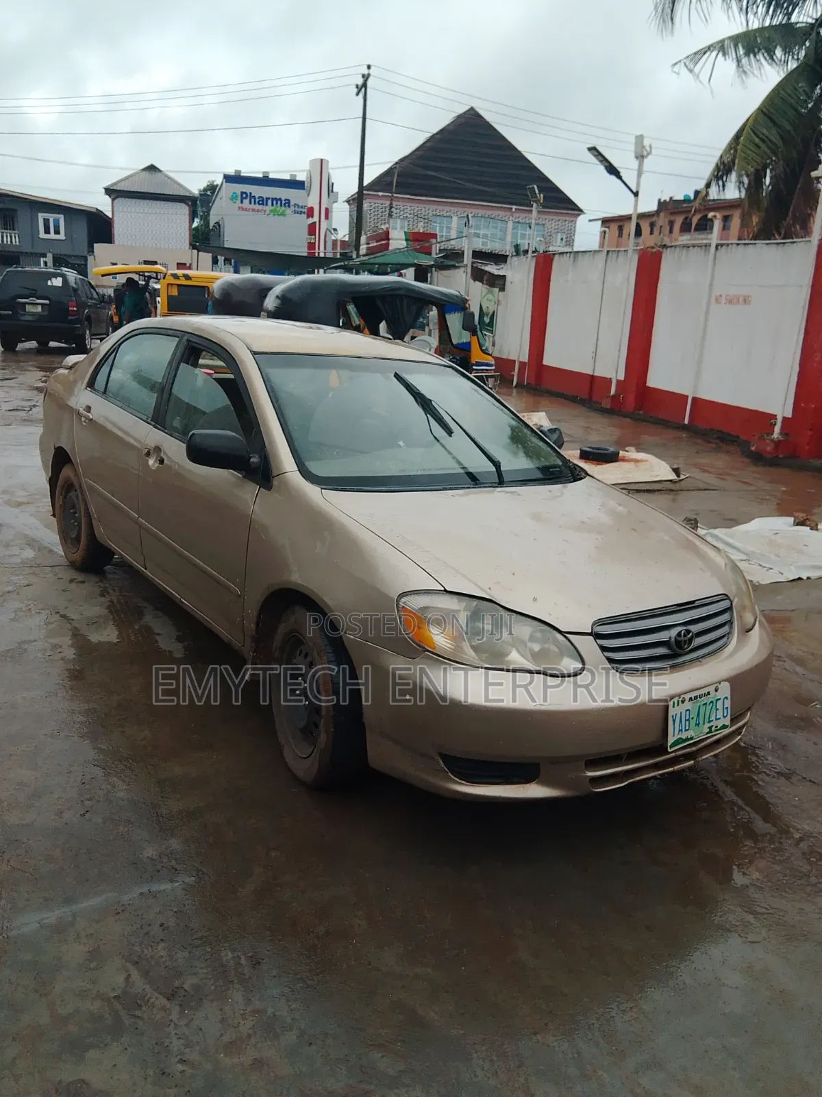 Toyota Corolla 2004 Gold