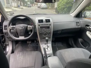 Toyota Corolla 2012 Black