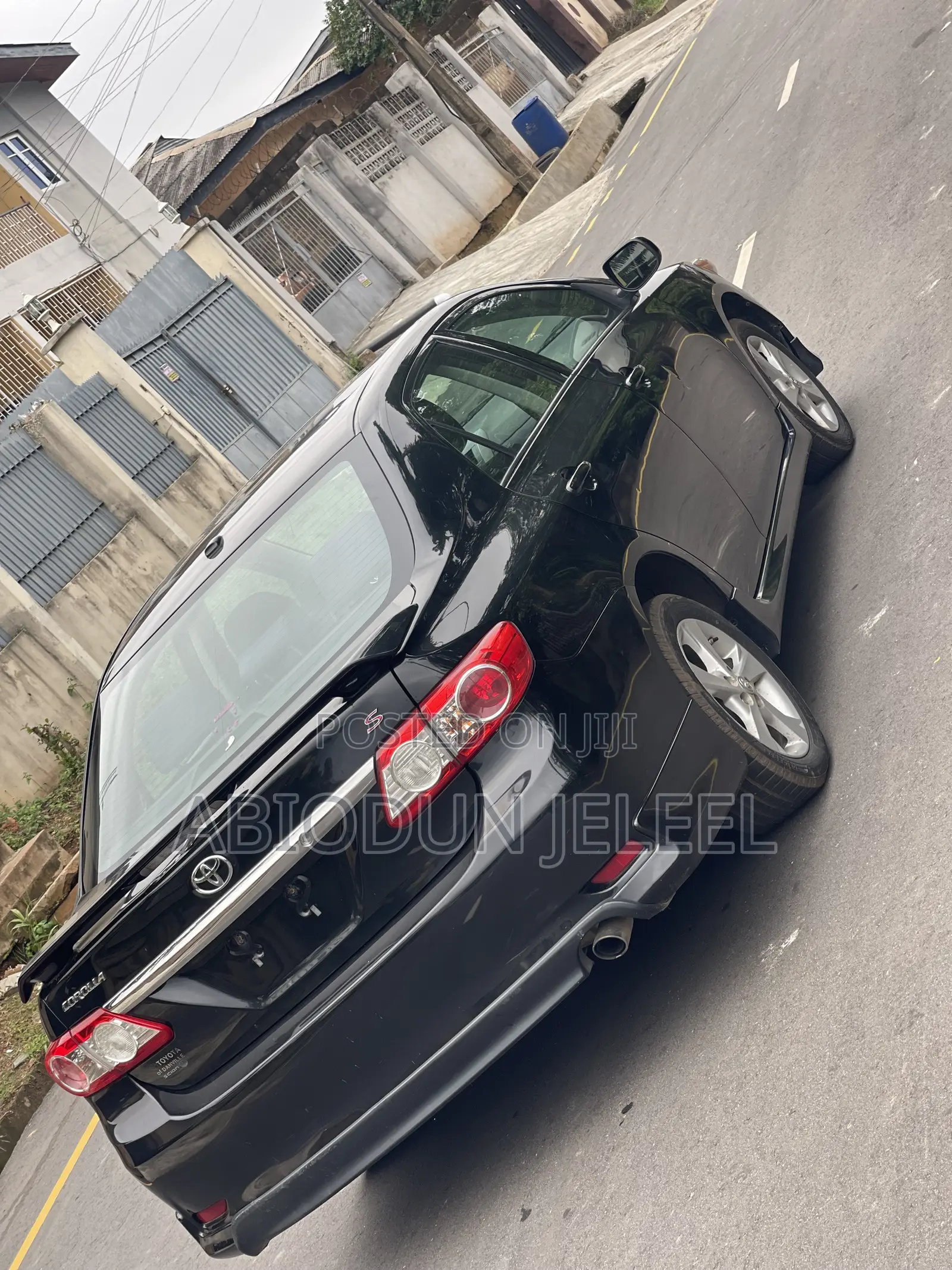 Toyota Corolla 2012 Black