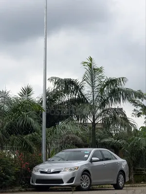 Toyota Camry 2013 Silver