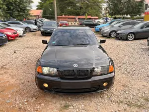 BMW 3 Series 323i RWD 2002 Black