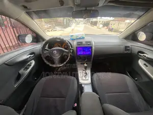 Toyota Corolla 2009 Black