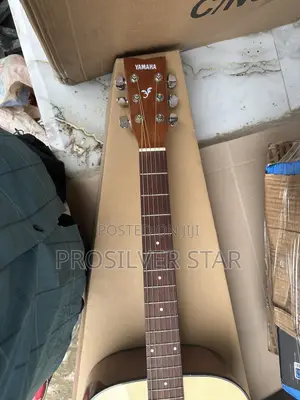 Yamaha 41-Inch Acoustic Guitar