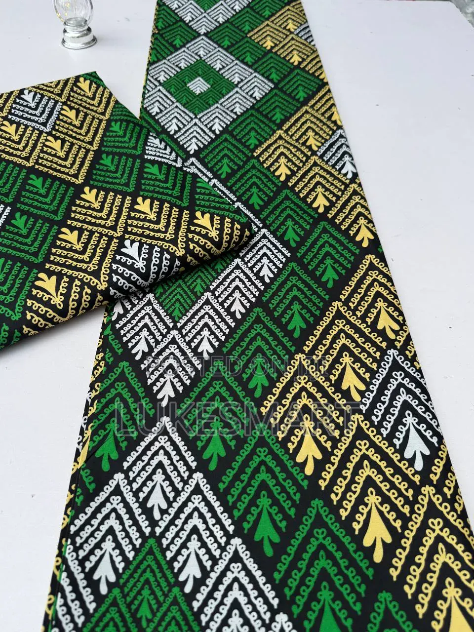 Small Grade Ankara. Complete Six Yards