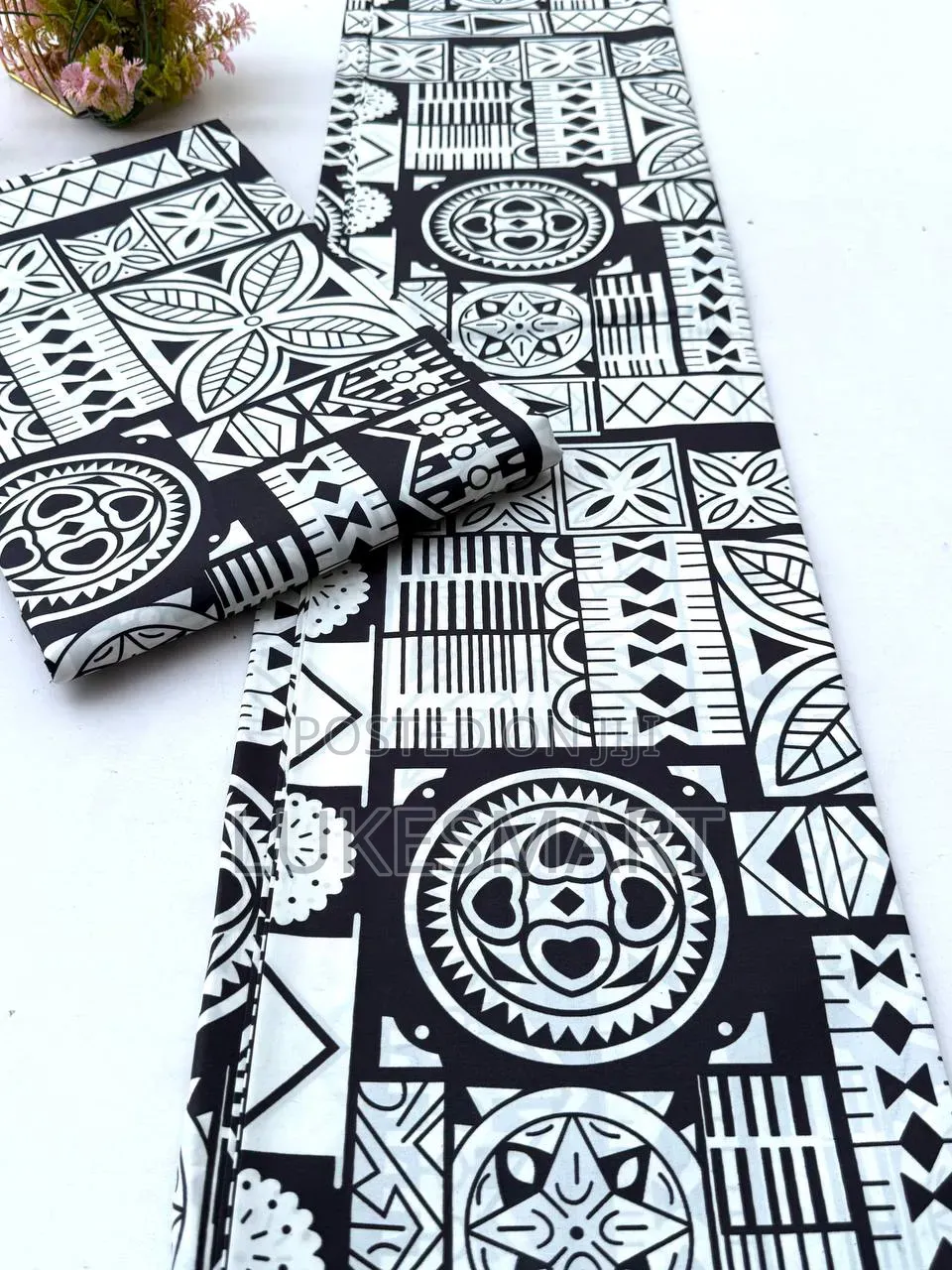 Small Grade Ankara. Complete Six Yards