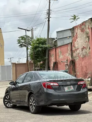 Toyota Camry 2012 Gray