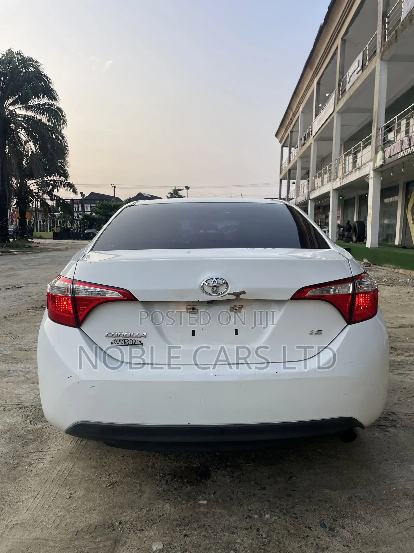 Toyota Corolla 2015 White